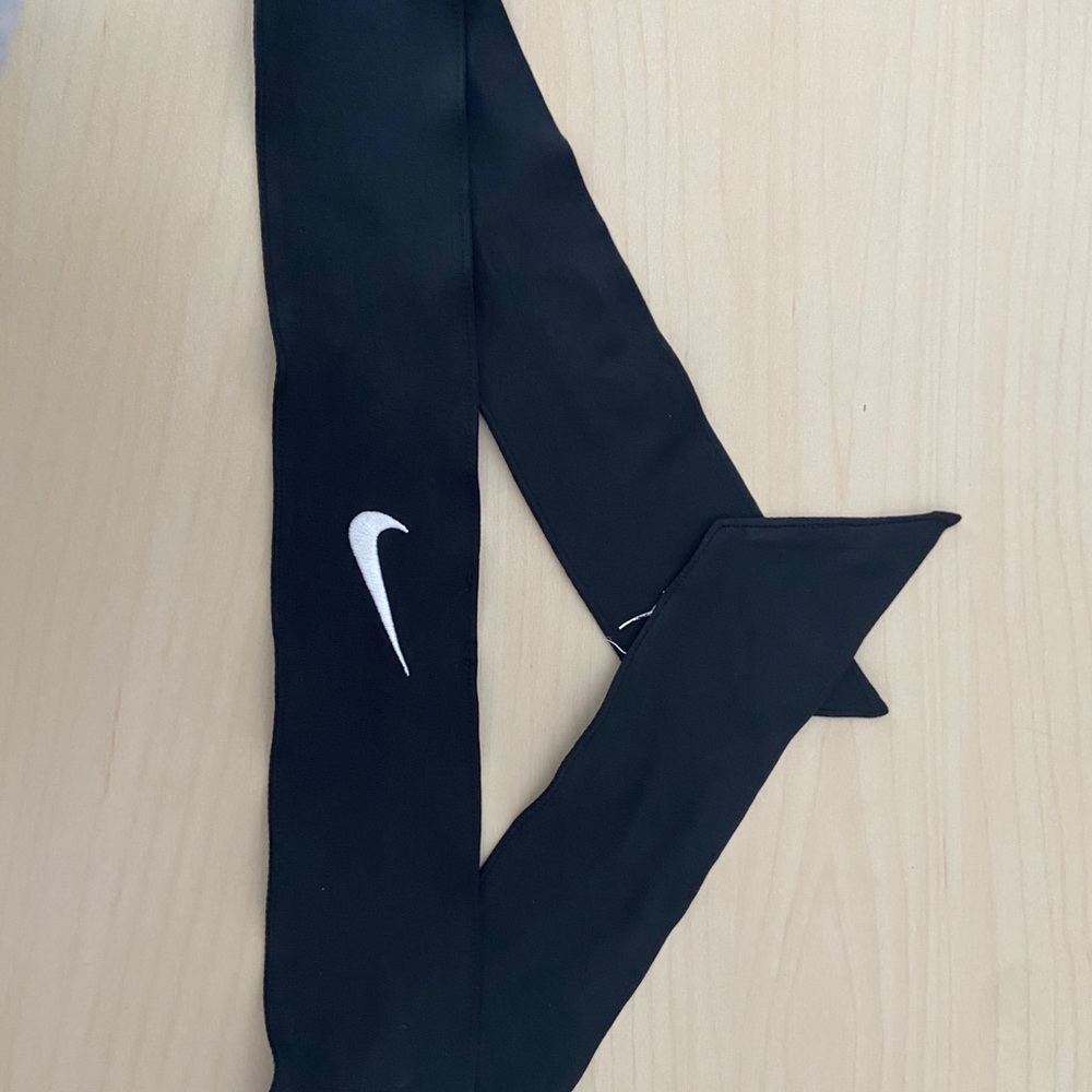 nike headband
